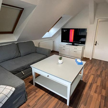 7-24 Self-Check-In - 120Qm - 5 Rooms - 2 Bathrooms - Kitchen - Free Parking - Yihapartment Hannover Esterno foto